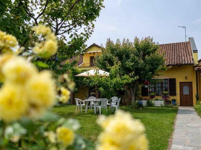Vendesi casa semindipendente ad Alessandria