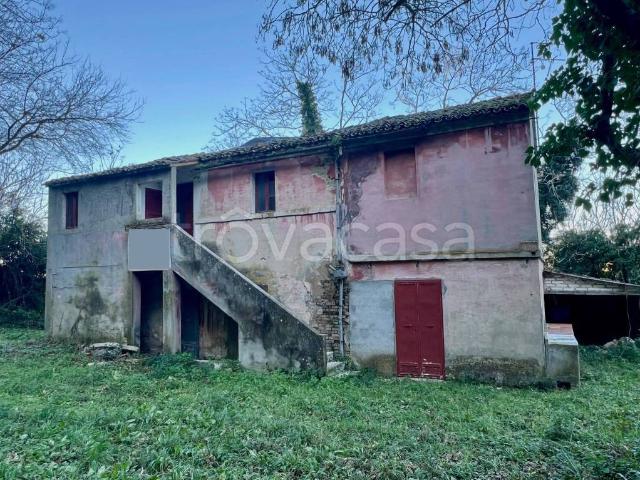 Vendesi casale a Filottrano via San Polo