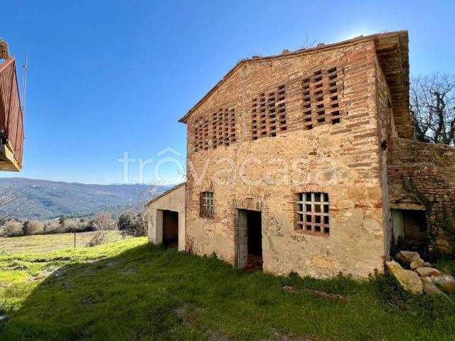 Vendesi casale a Gambassi Terme