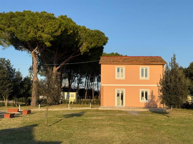 Vendesi casale a Grosseto