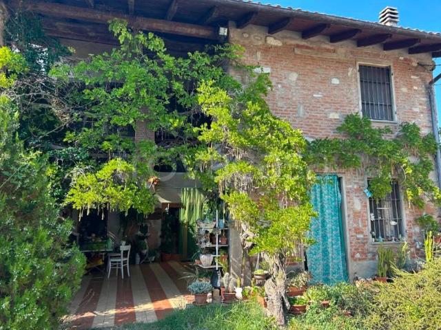 Vendesi casale a San Iorio, Serralunga di Crea