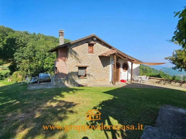 Vendesi casale a Roccaverano