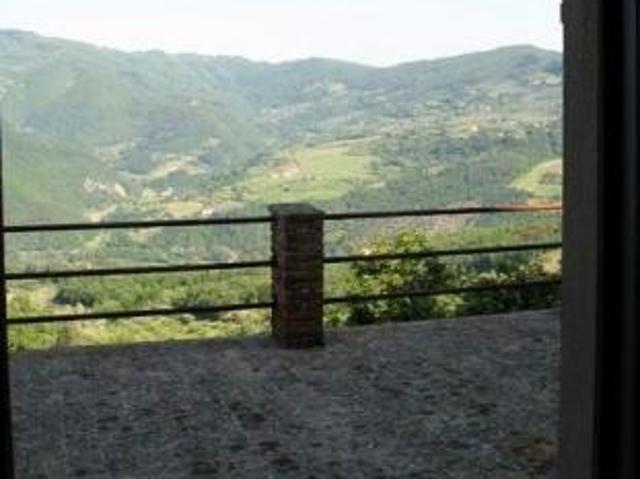 VENDESI CASTIGLIONI PRESSI DI RUFINA