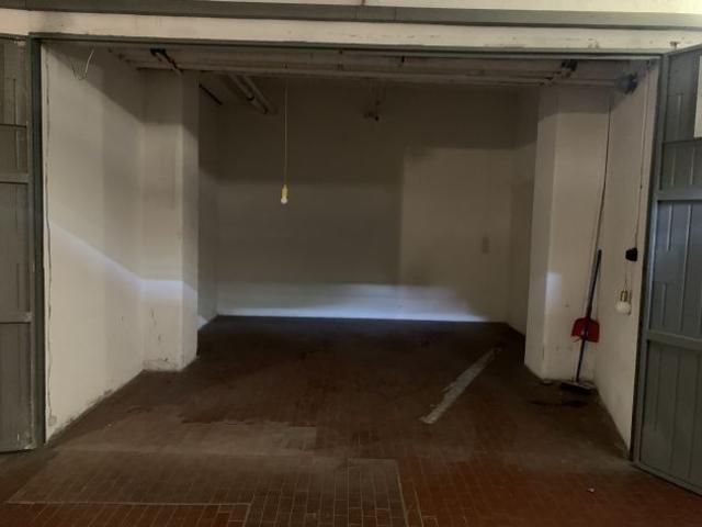 VENDESI GARAGE