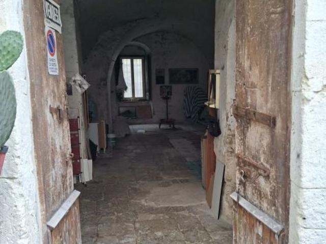 Vendesi Locale Rodi Garganico