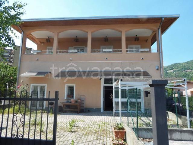 Vendesi loft a Lipomo via Ca' Rota