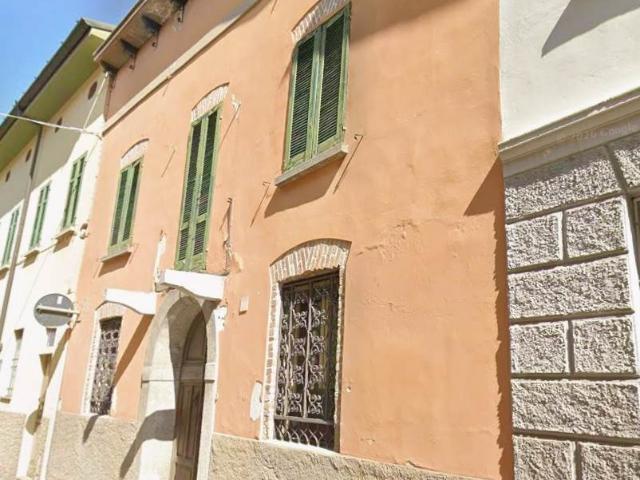Vendesi palazzo a Crema