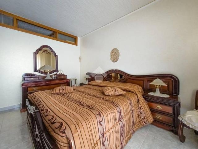 Vendesi quadrilocale a Manfredonia largo del ginepro, 8