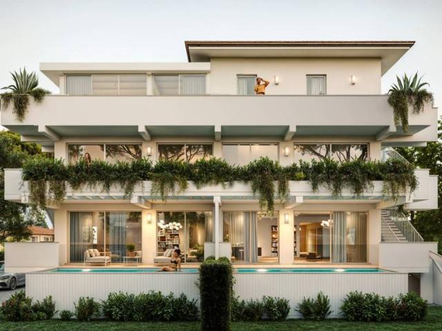 Vendesi quadrilocale a Massa via Adelina Zini, Marina di Massa Centro