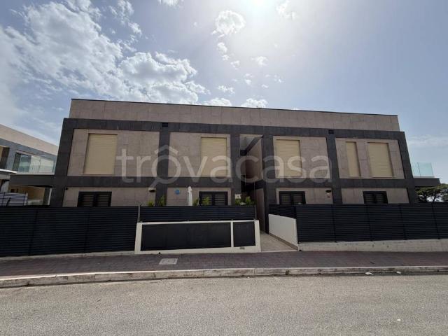 Vendesi quadrilocale a Marino via Fratelli Cervi, 13, Santa Maria Delle Mole