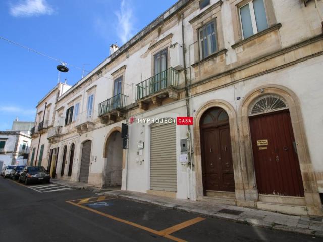 Vendesi quadrilocale a Martina Franca via Antonio Marafa 17