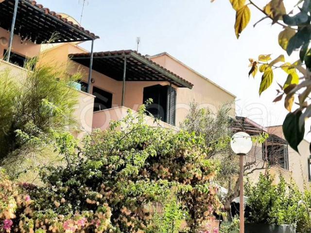 Vendesi quadrilocale a Melendugno via delle Albizie, 10, Torre Dell'orso