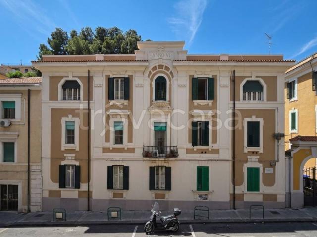Vendesi quadrilocale a Messina via Porto Salvo, 15, Garibaldi