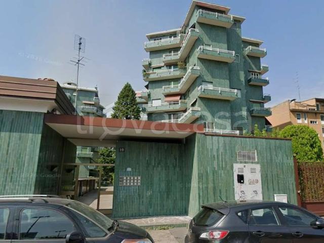 Vendesi quadrilocale a Milano, Tre Castelli Faenza