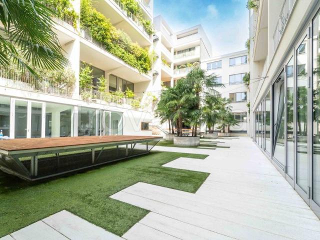 Vendesi quadrilocale a Milano via Flumendosa, 16, Crescenzago
