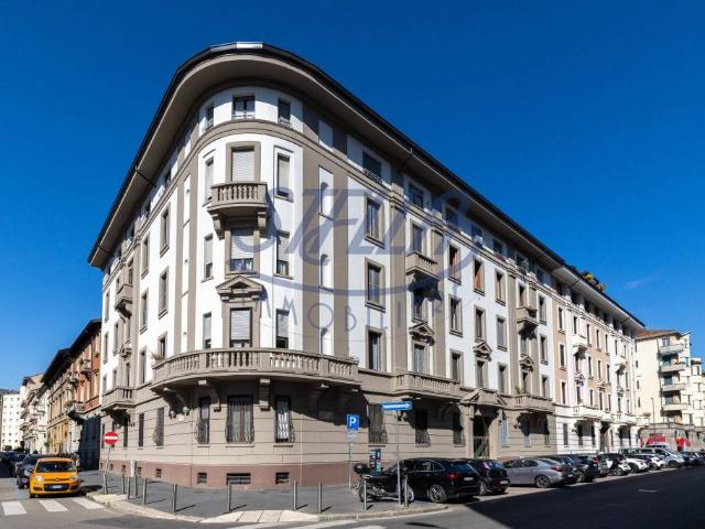 Vendesi quadrilocale a Milano via Francesco Nava, 36, Farini