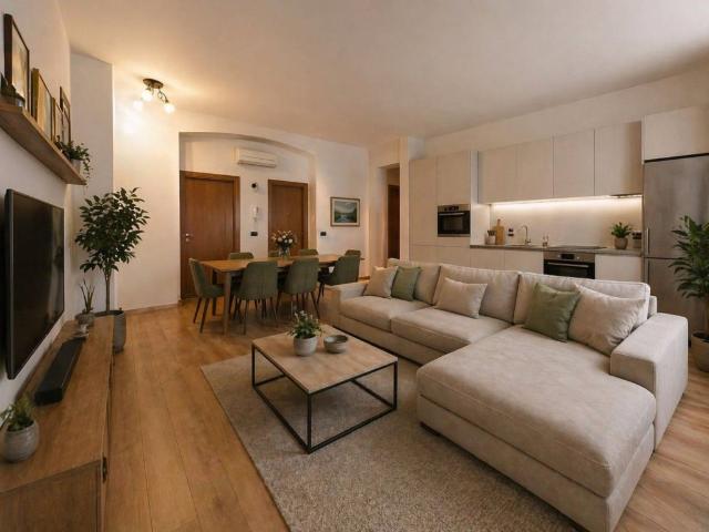 Vendesi quadrilocale a Milano via Mac Mahon, 24, Cenisio