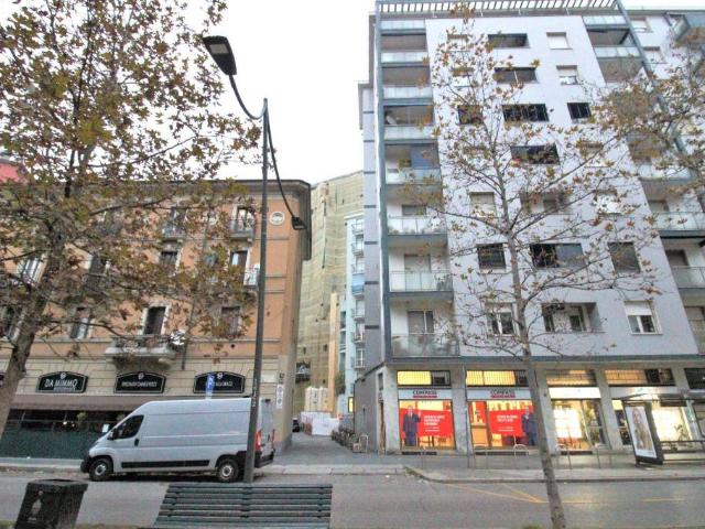 Vendesi quadrilocale a Milano corso Lodi, 109, Corvetto