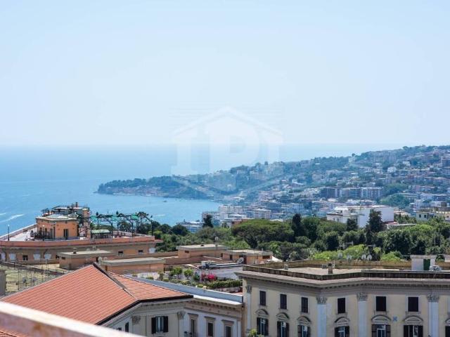 Vendesi quadrilocale a Napoli via Michele Kerbaker, 86, Vomero