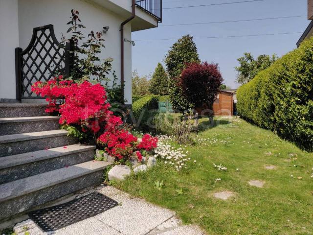 Vendesi quadrilocale a Nerviano via Monte Nevoso, 7H