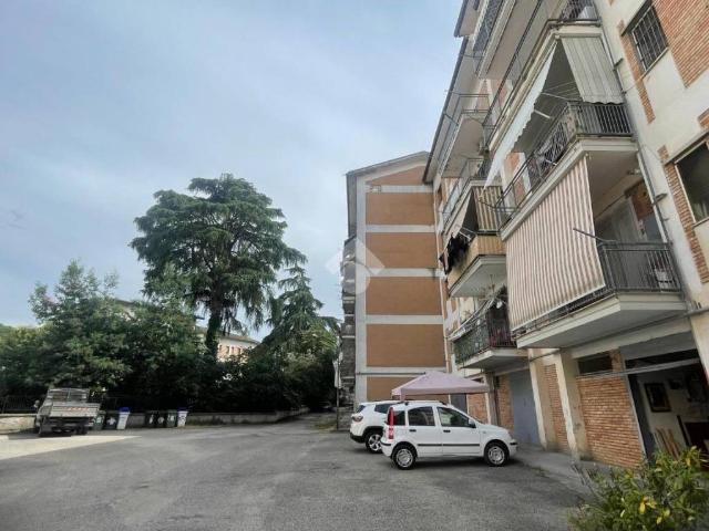 Vendesi quadrilocale a Benevento via Gioberti, 6