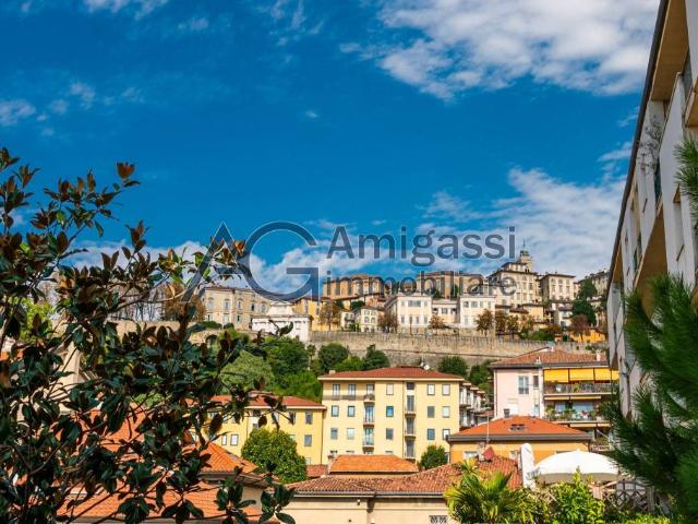 Vendesi quadrilocale a Bergamo, Centro