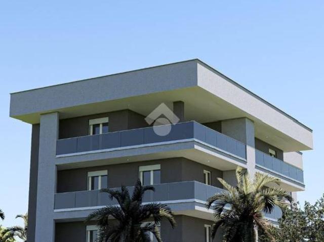 Vendesi quadrilocale a Bisceglie via della Libertà, 103