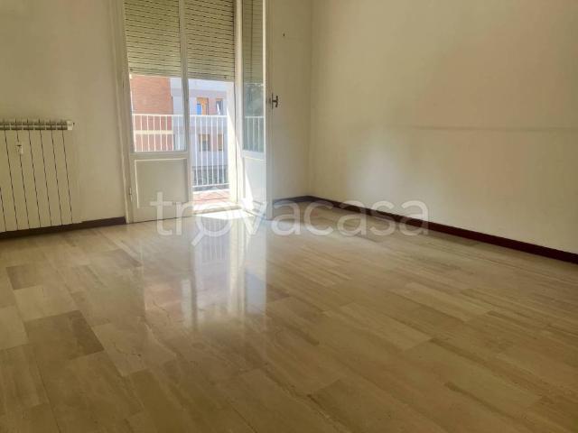 Vendesi quadrilocale a Bologna via del Lavoro, San Donato