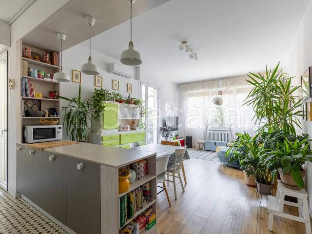 Vendesi quadrilocale a Bologna via Ruggero Leoncavallo, Colli Murri