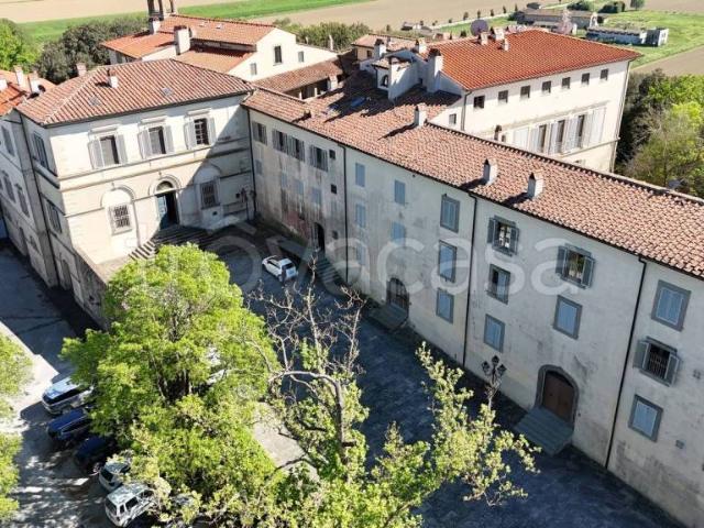Vendesi quadrilocale a Calcinaia via del tiglio