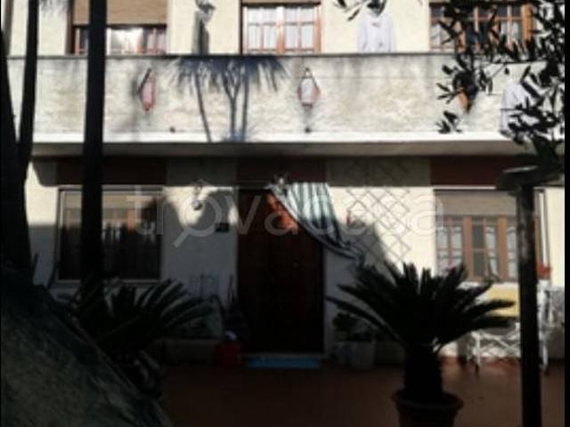 Vendesi quadrilocale a Camaiore via Terrapezzina, 45