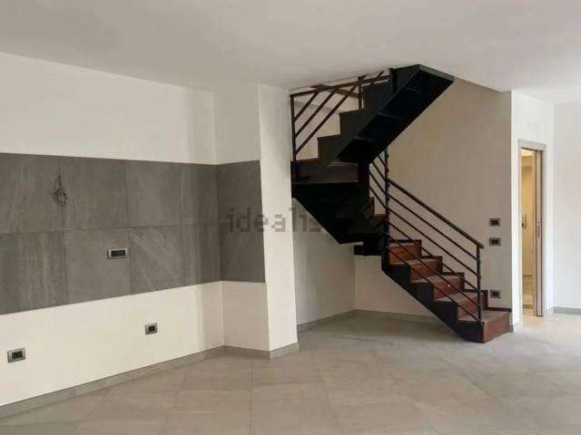 Vendesi quadrilocale a Casapulla