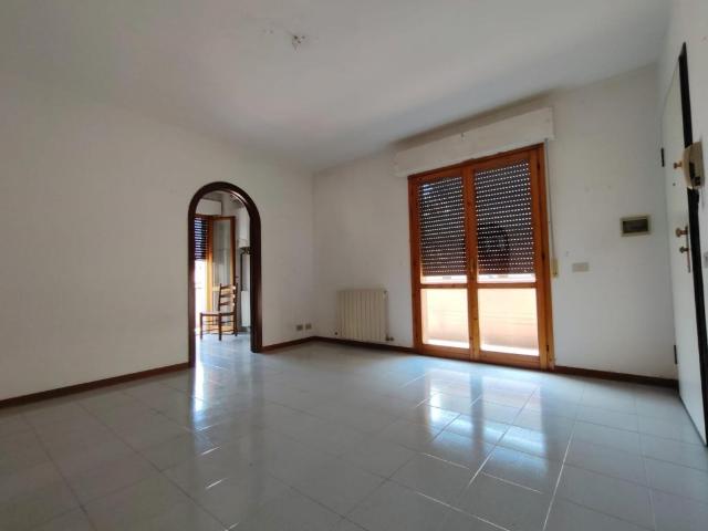 Vendesi quadrilocale a Cascina