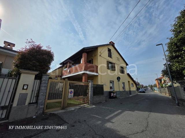 Vendesi quadrilocale a Caselle Torinese via Dante Alighieri, 3