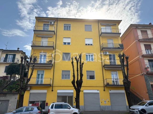 Vendesi quadrilocale a Cassano Spinola via Arzani, 142