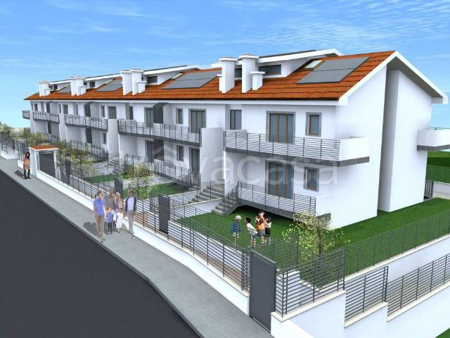 Vendesi quadrilocale a Ciampino vicolo Patatona