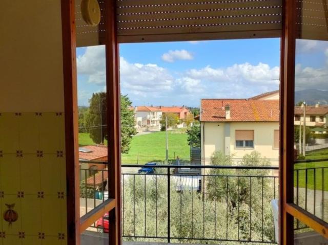Vendesi quadrilocale a Collesalvetti via del Valico a Pisa
