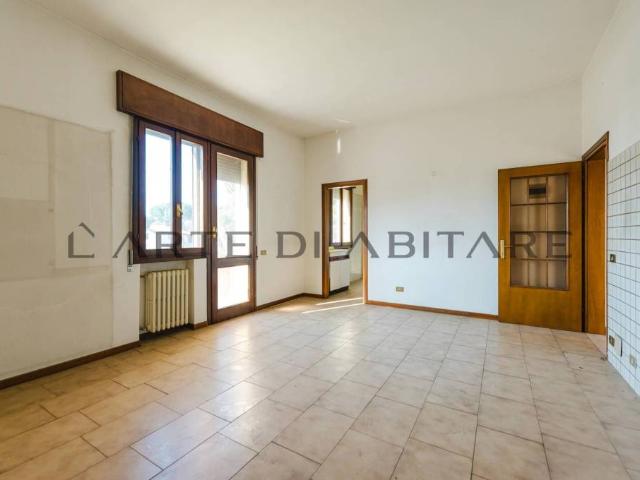 Vendesi quadrilocale a Conegliano via Luigi Settembrini