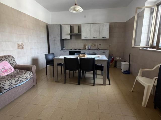 Vendesi quadrilocale a Crotone