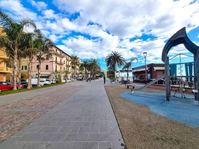 Vendesi quadrilocale a Finale Ligure