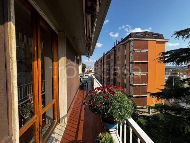 Vendesi quadrilocale a Firenze, Cintoia Le Torri
