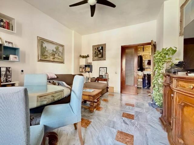 Vendesi quadrilocale a Firenze, Novoli