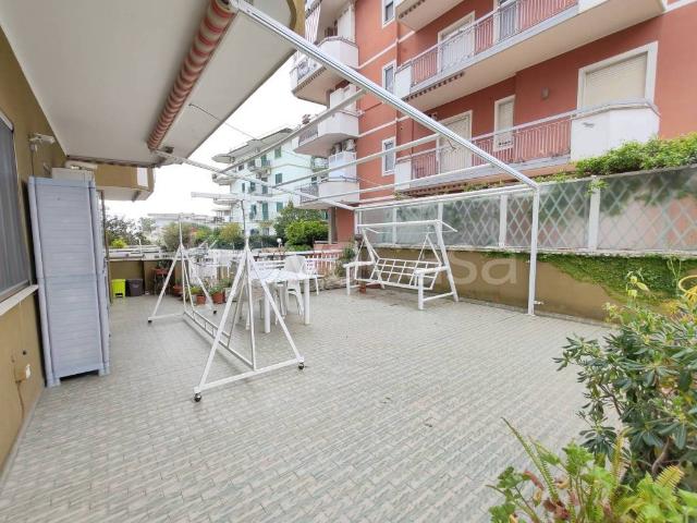 Vendesi quadrilocale a Formia via Dino Penazzato
