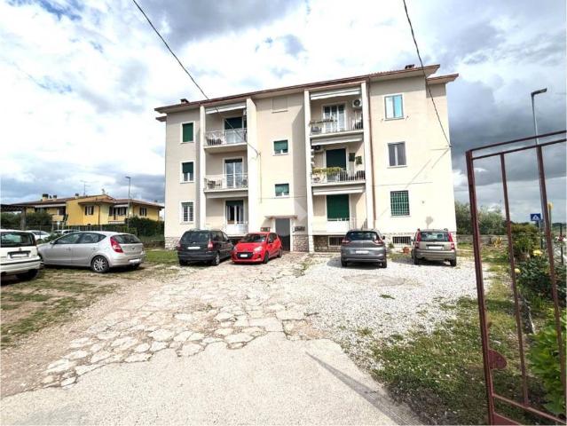Vendesi quadrilocale a Lazise via croce, 79