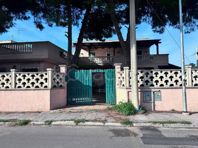 Vendesi quadrilocale a Leporano