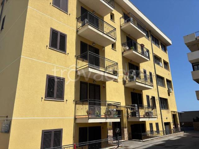 Vendesi quadrilocale a Palermo, Guadagna