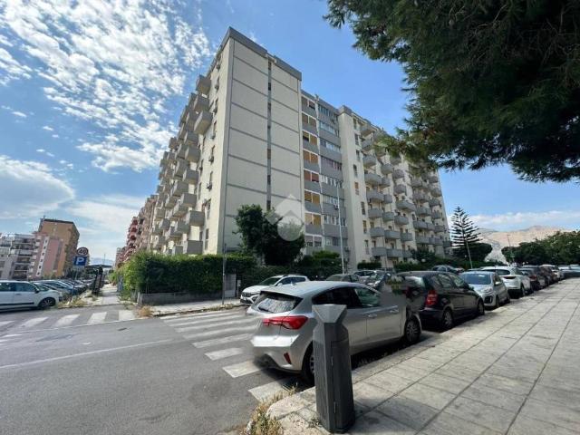 Vendesi quadrilocale a Palermo via Monte Bonifato, 2, Strasburgo Belgio