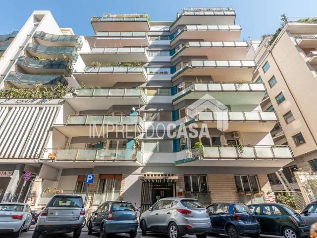 Vendesi quadrilocale a Palermo via Giovanni Bonanno, 61, Libertà Villabianca