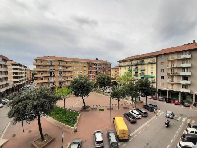 Vendesi quadrilocale a Pesaro piazza Francesco Redi, 27, Montegranaro Loreto