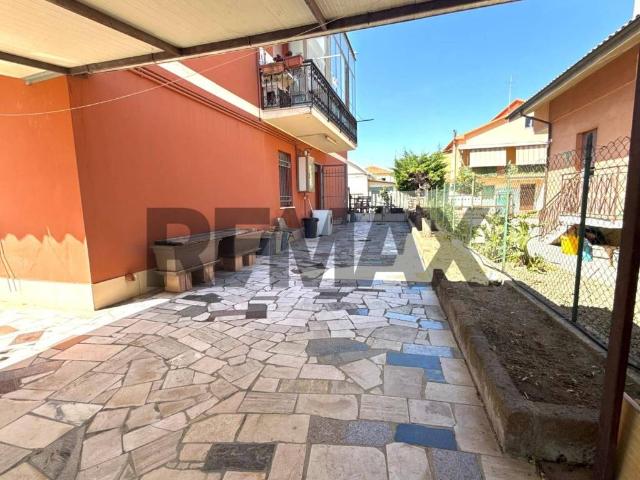 Vendesi quadrilocale a Pescara via Po\', 129, Tirino